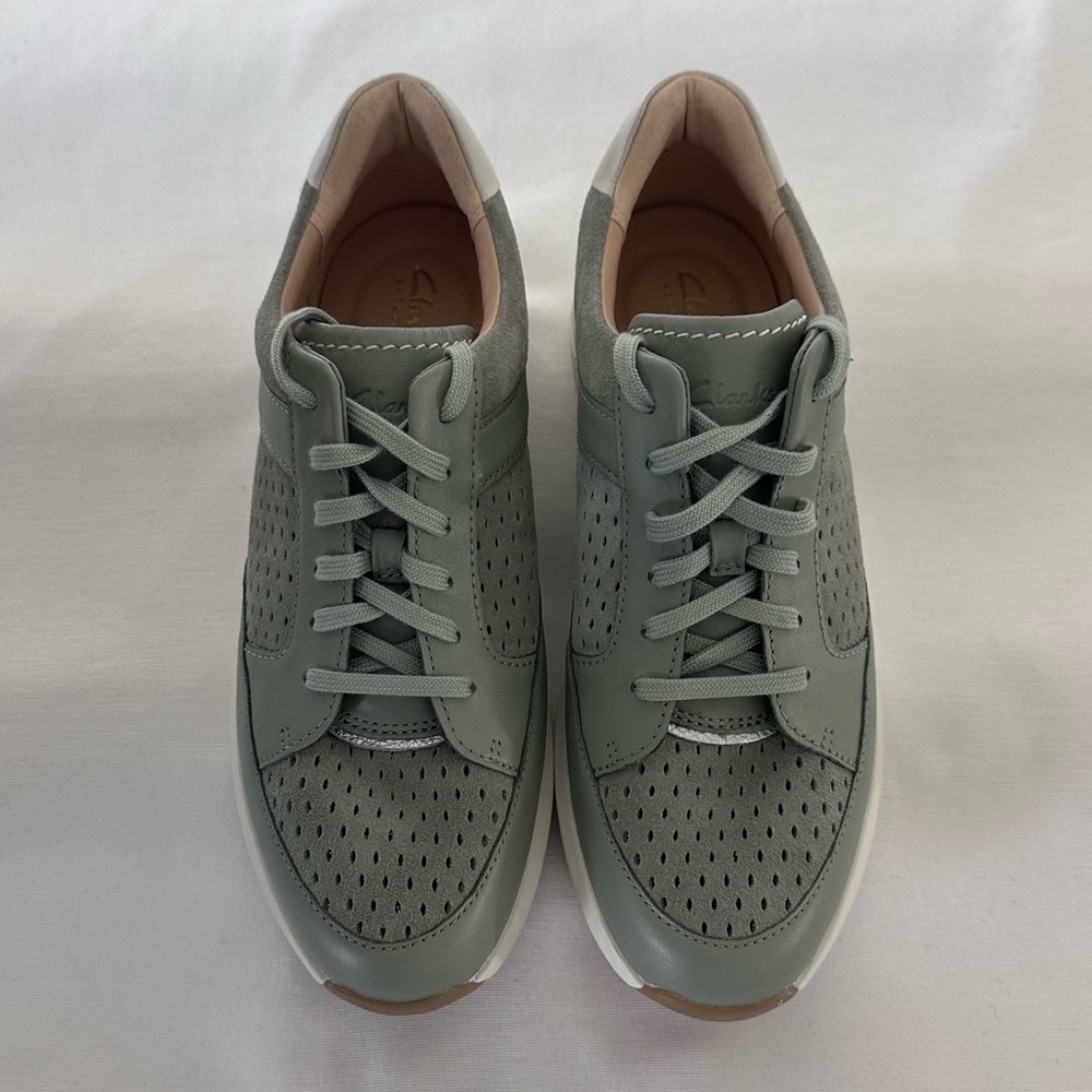 CLARKS Tivoli Comfort Walking Sneakers Light Green Leather Lace-Up New Size 10 - Picture 4 of 7